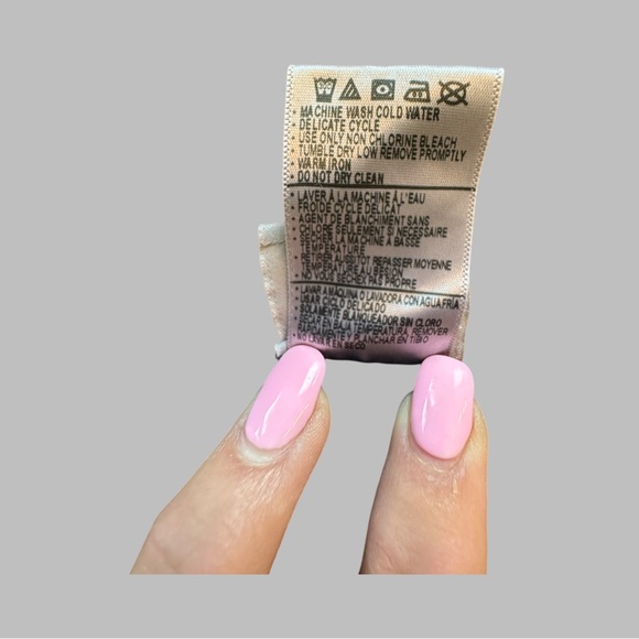 Campus Lifestyle Oregon Ducks Tshirt Size large black distressed look material - Picture 6 of 7